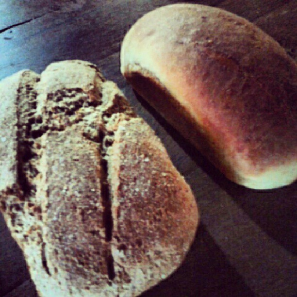 Ummmm!!!! panes recién hechos para el desayuno.